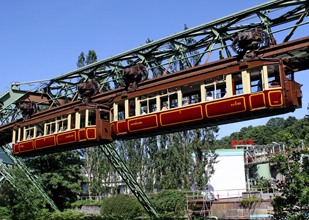 La Monorotaia di Wuppertal (WuppertalerSchwebebahn), la più antica monorotaia del mondo