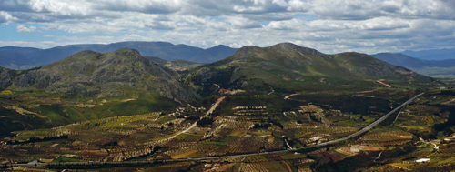 Il panorama da Acrocorinto, guardando verso le colline