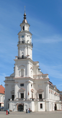 La Piazza e la Torre del Municipio di Kaunas