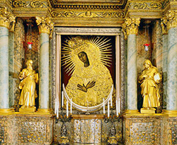 L'icona di Nostra Signora della Porta dell'Alba
