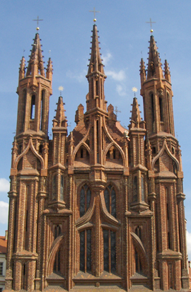 La facciata della Chiesa di Sant'Anna