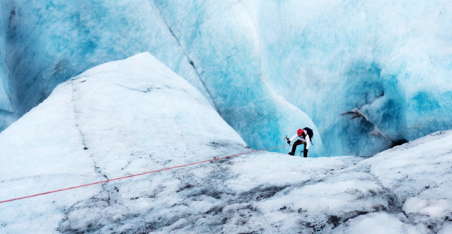 Arrampicata sul ghiacciaio di Eyjafjallajökull