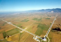L'osservatorio Gravitazionale Europeo (EGO) di Cascina (Pisa) visto dall'alto