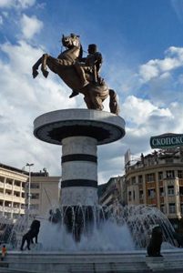 Statua "Guerriero a Cavallo" (Alessandro il Grande e Bucefalo)